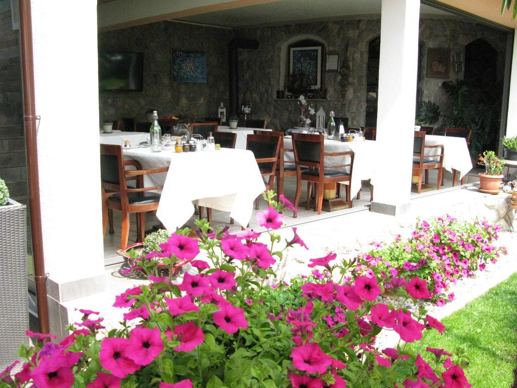Bed And Breakfast Villa Iris Mošćenička Draga Dış mekan fotoğraf