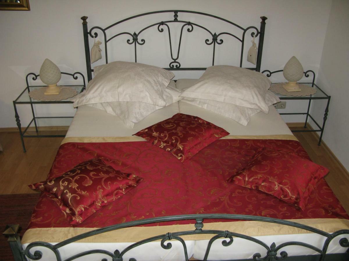 Bed And Breakfast Villa Iris Mošćenička Draga Dış mekan fotoğraf